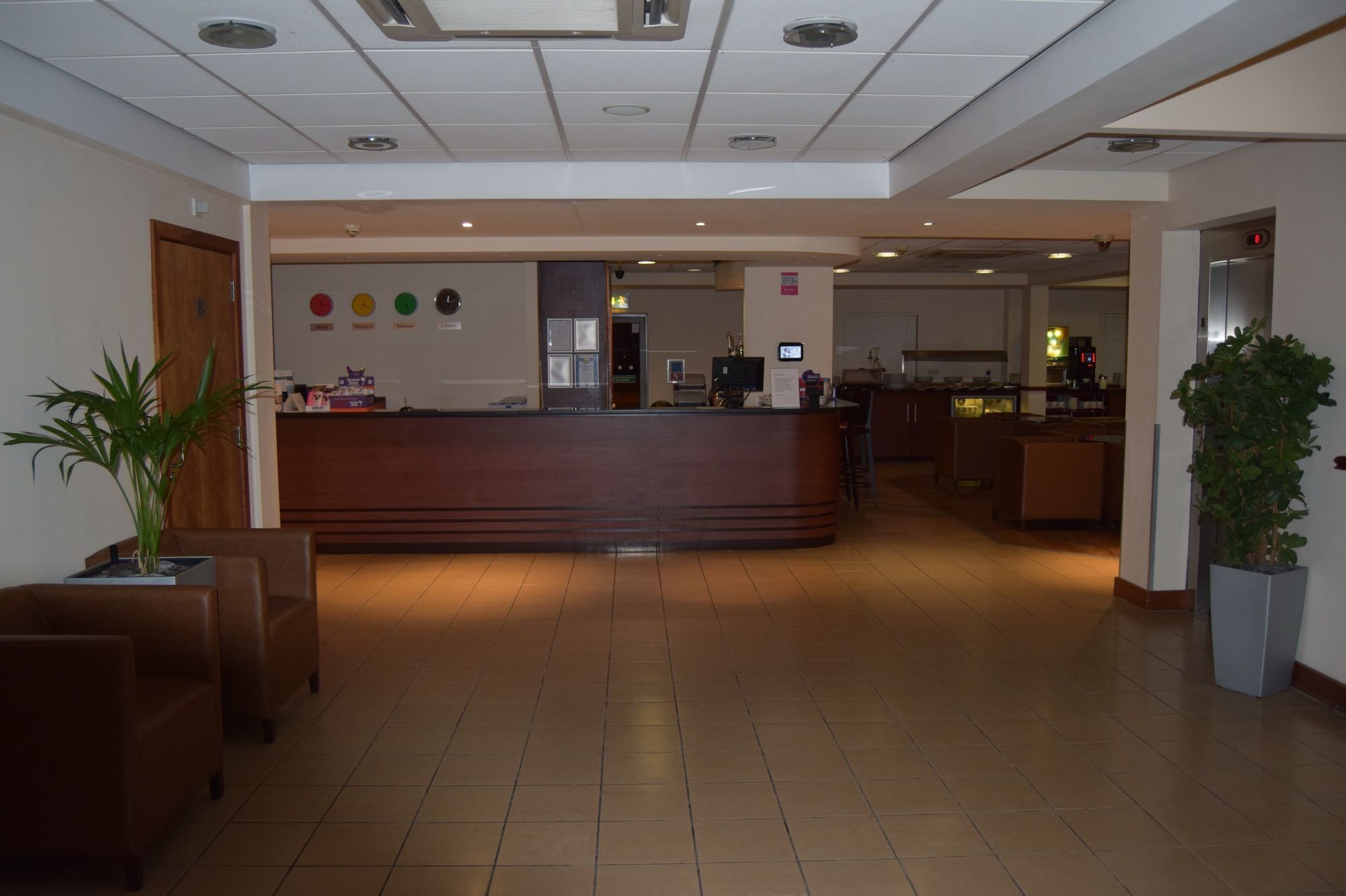 Doncaster International Hotel By Roomsbooked Экстерьер фото