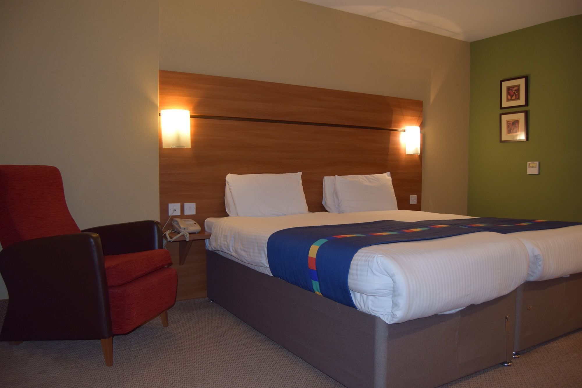 Doncaster International Hotel By Roomsbooked Экстерьер фото